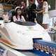 Illustration for article titled One-Person Maglev Car, Like Riding a 300MPH Roller Coaster to Work